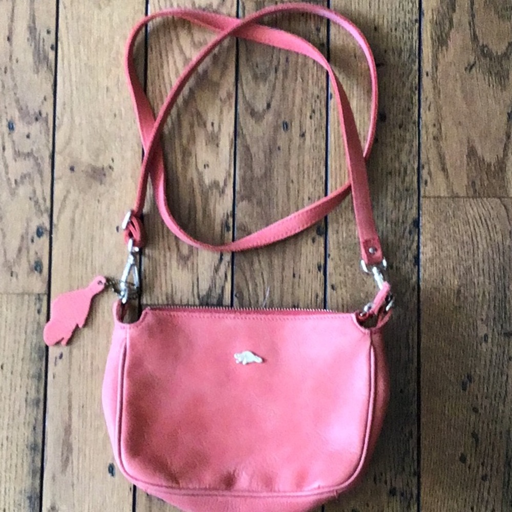 Roots crossbody